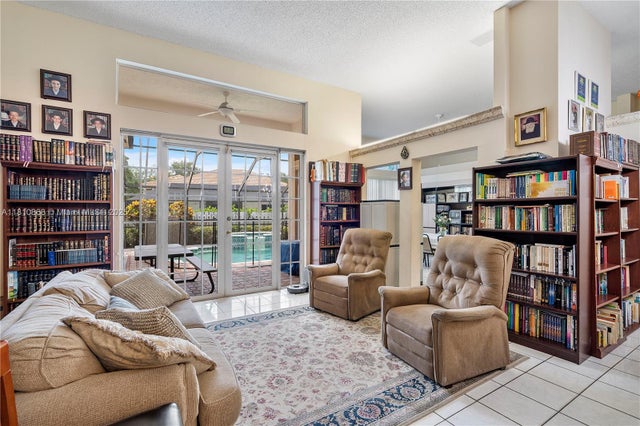 4 of 29 - 1357 Camellia Ln, Weston, FL