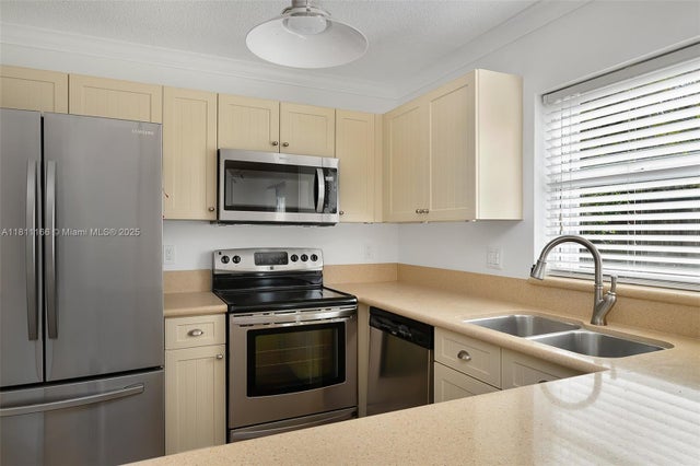 4 of 17 - 22300 Sands Point Dr, Boca Raton, FL