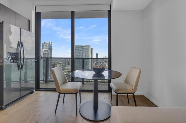 3 of 26 - 398 Ne 5th St 3503, Miami, FL