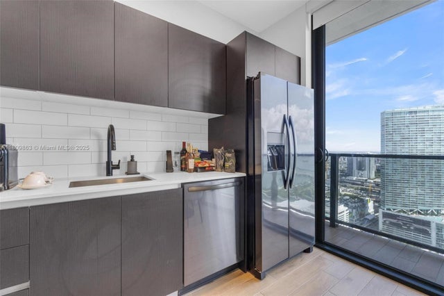 4 of 26 - 398 Ne 5th St 3503, Miami, FL
