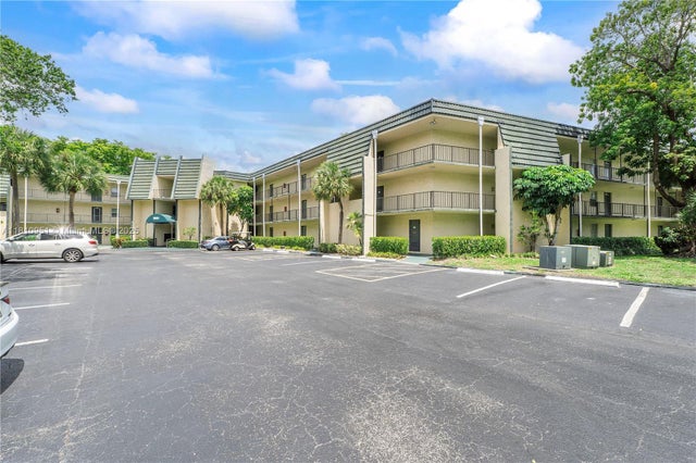 4 of 41 - 9091 Lime Bay Blvd 110, Tamarac, FL