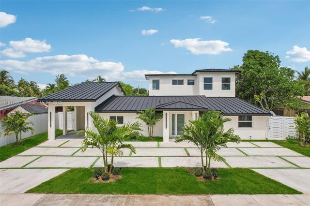 4 of 100 - 2001 Sw 23rd Ave, Fort Lauderdale, FL