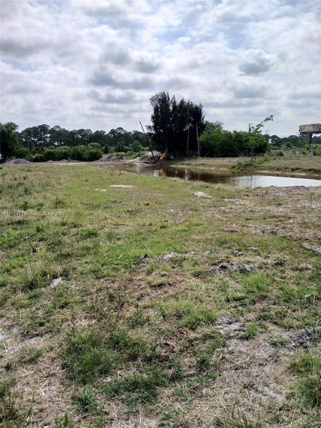 3 of 15 - 310 N Ffa Rd, Fort Pierce, FL