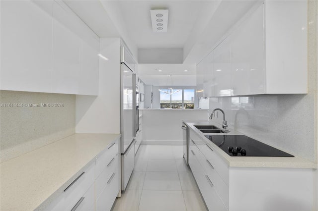 4 of 38 - 1800 S Ocean Dr 1708, Hallandale Beach, FL