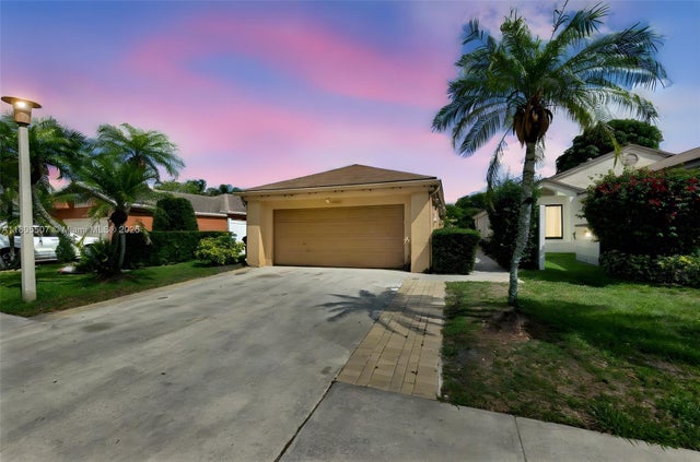 3 of 41 - 3831 Nw 21st St, Coconut Creek, FL