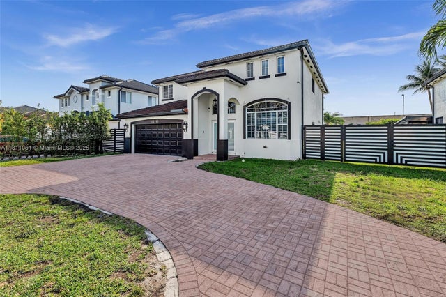2 of 46 - 23161 Sw 107th Ave, Miami, FL