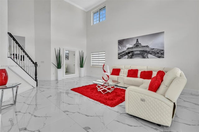 5 of 46 - 23161 Sw 107th Ave, Miami, FL