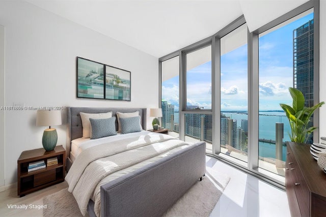 4 of 18 - 300 Biscayne Blvd Way 3606, Miami, FL