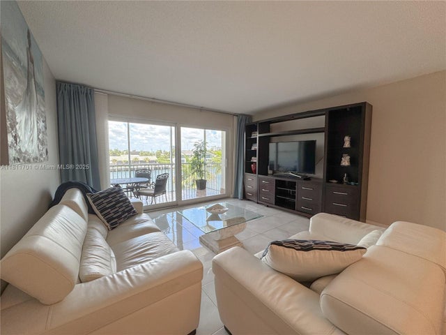 5 of 28 - 2097 S Ocean Dr 302, Hallandale Beach, FL