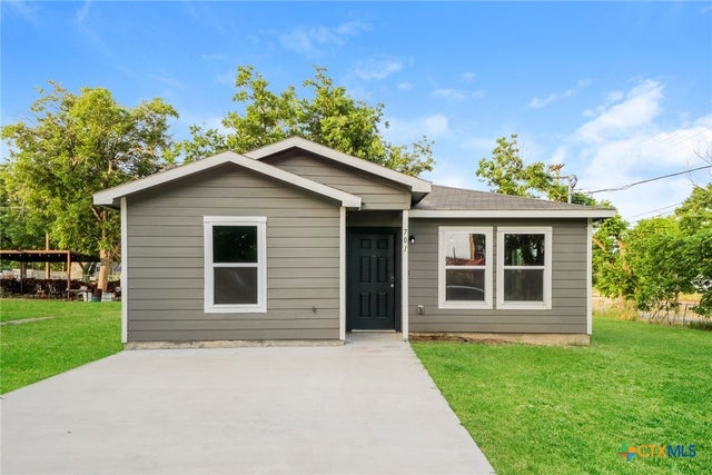 701 E Avenue A, Temple