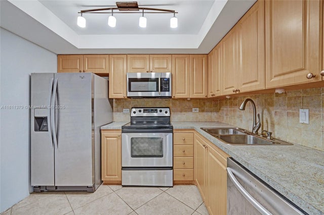 5 of 49 - 1201 S Ocean Dr 312n, Hollywood, FL