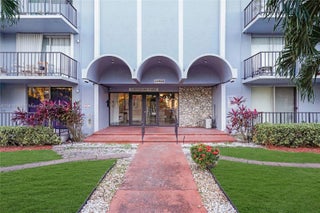 Photo of Listing #A11812098