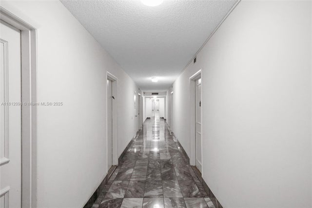 4 of 28 - 12500 Ne 15th Ave 402, North Miami, FL