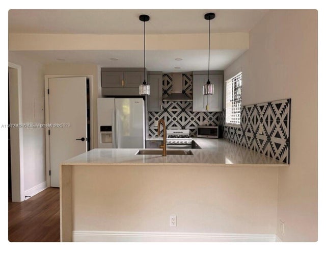 2 of 9 - 1845 Pembroke Rd 1-4, Hollywood, FL