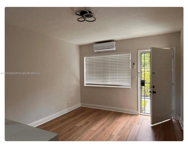 3 of 9 - 1845 Pembroke Rd 1-4, Hollywood, FL