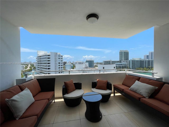 2 of 15 - 11 Island Ave 1408, Miami Beach, FL