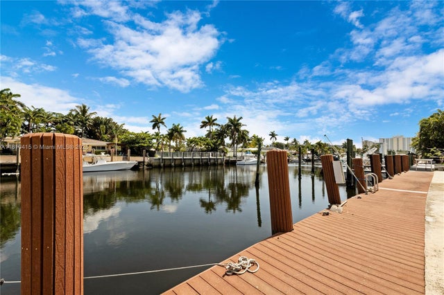 1 of 23 - 2601 Ne 1st St 12, Pompano Beach, FL