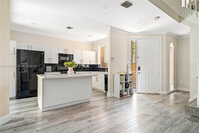 1 of 31 - 21024 Ne 34th Ct, Aventura, FL