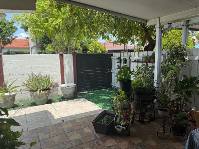 1 of 27 - 3297 W 70th St, Hialeah, FL