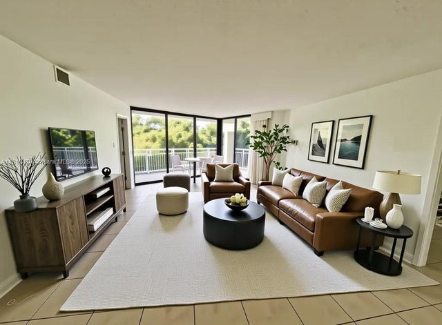 2 of 43 - 1000 Quayside Te 509, Miami, FL
