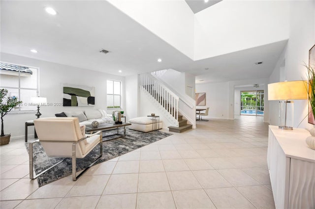 4 of 43 - 1906 Timberline Rd, Weston, FL