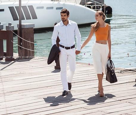 398 Ne 5th St 2704, Miami