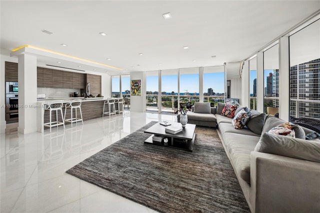 4 of 78 - 450 Alton Rd 1007, Miami Beach, FL