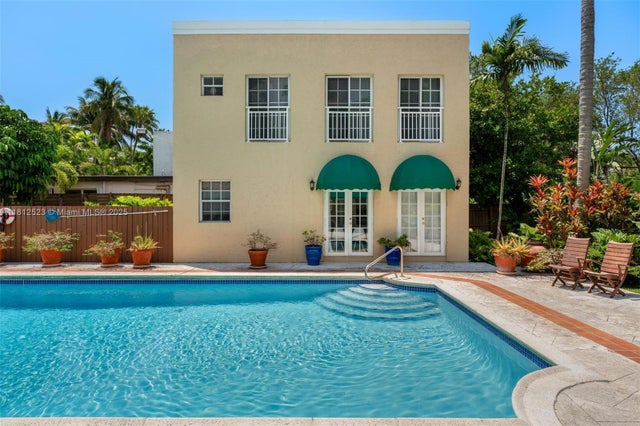 4 of 35 - 1870 S Bayshore Dr, Miami, FL