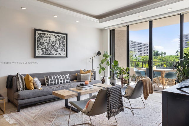 3 of 43 - 151 Crandon Blvd 206, Key Biscayne, FL