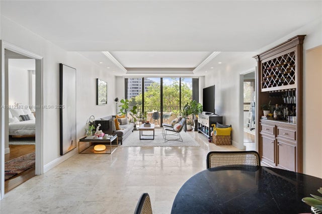 4 of 43 - 151 Crandon Blvd 206, Key Biscayne, FL