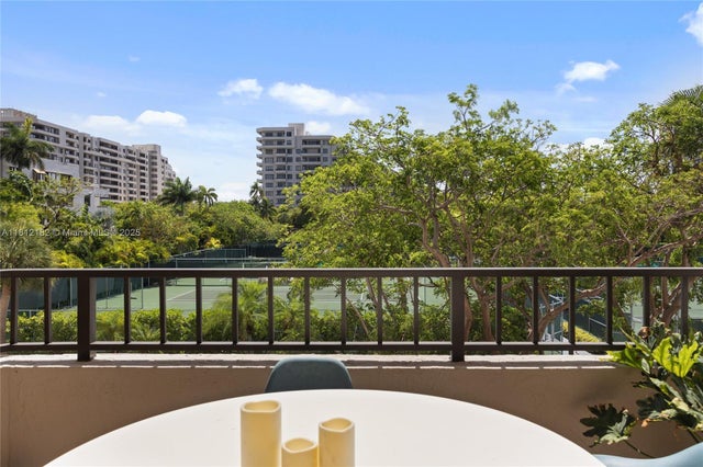5 of 43 - 151 Crandon Blvd 206, Key Biscayne, FL