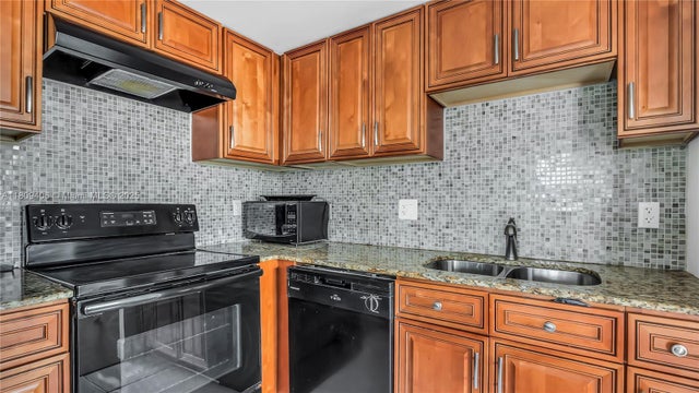 5 of 25 - 703 Brittany O 703, Delray Beach, FL