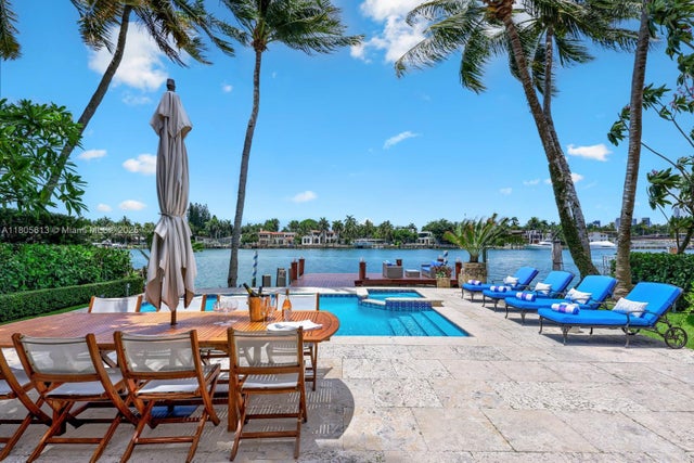 1 of 32 - 56 S Hibiscus Dr, Miami Beach, FL