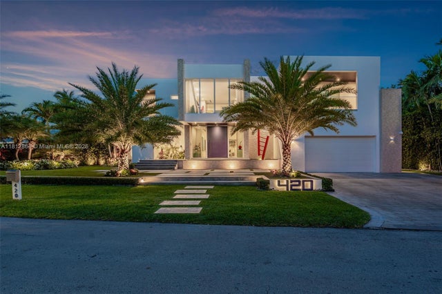 1 of 84 - 420 Island Dr, Key Biscayne, FL