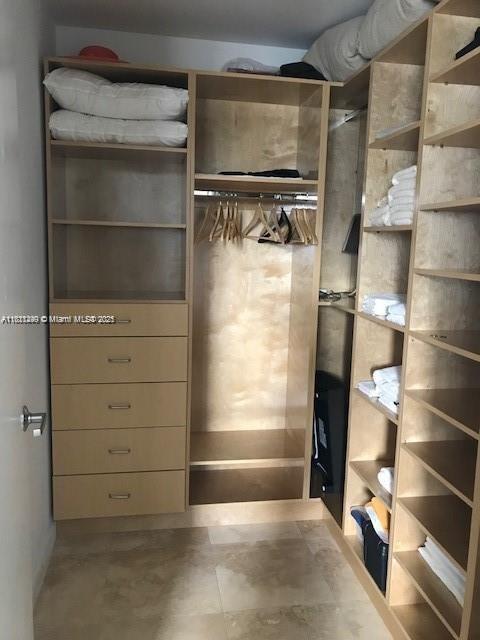 5 of 5 - 1050 Brickell Ave 3102, Miami, FL