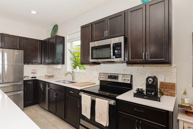 4 of 50 - 8410 Nw Greenbank Cir, Port St. Lucie, FL