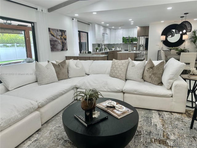 5 of 39 - 4029 Nw 72nd Ave, Coral Springs, FL