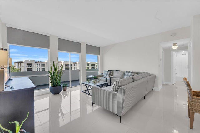 4 of 23 - 700 Biltmore Way 505, Coral Gables, FL