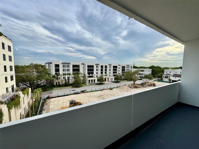5 of 23 - 700 Biltmore Way 505, Coral Gables, FL