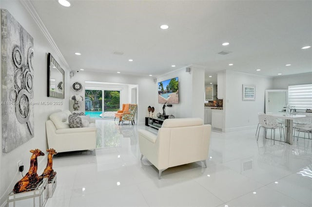 5 of 78 - 8438 Nw 26th Dr, Coral Springs, FL
