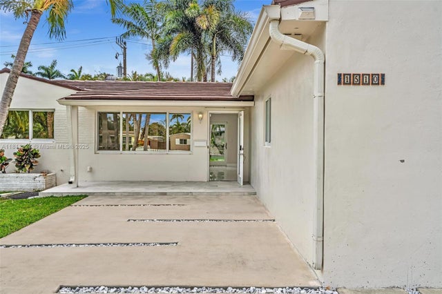 3 of 35 - 1510 Coolidge St, Hollywood, FL