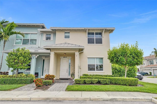 2 of 46 - 4810 Eucalyptus Dr 1, Hollywood, FL