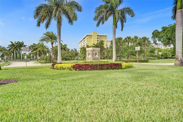 5 of 46 - 4810 Eucalyptus Dr 1, Hollywood, FL