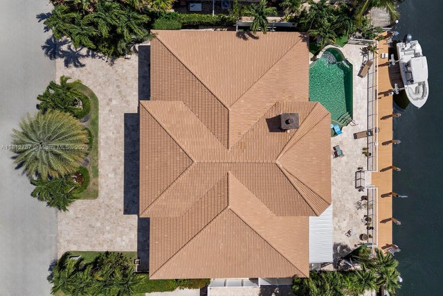 2 of 55 - 4241 Ne 23 Terrace, Lighthouse Point, FL