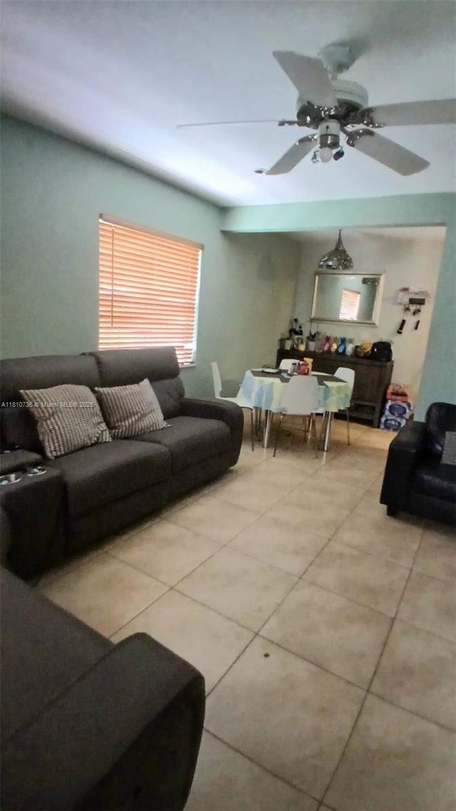 3 of 14 - 10035 Sw 55th St, Miami, FL
