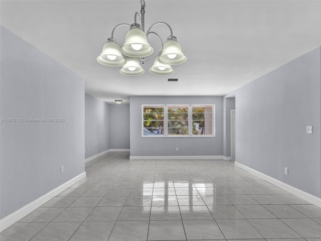 4 of 26 - 6525 Sw 18th St, Miramar, FL