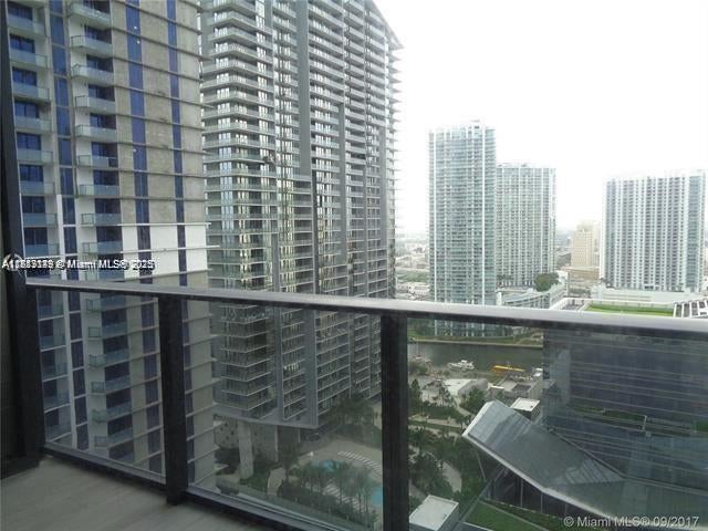 2 of 34 - 45 Sw 9th St 2709, Miami, FL
