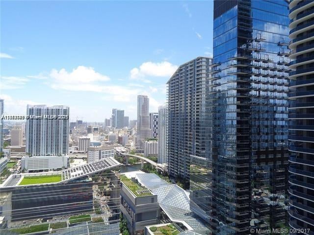 4 of 34 - 45 Sw 9th St 2709, Miami, FL