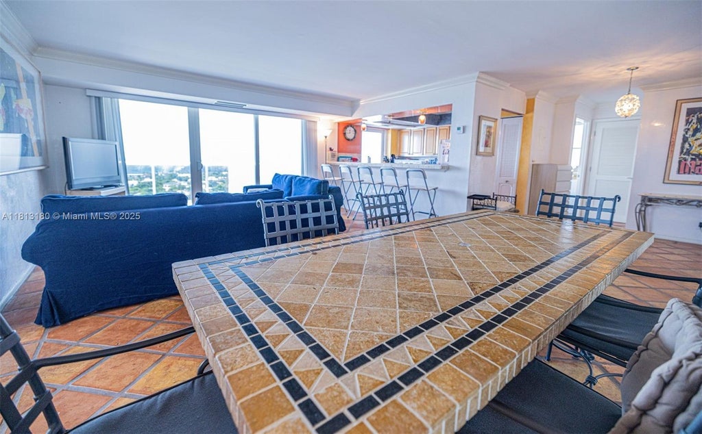 2841 N Ocean Blvd 1801, Fort Lauderdale