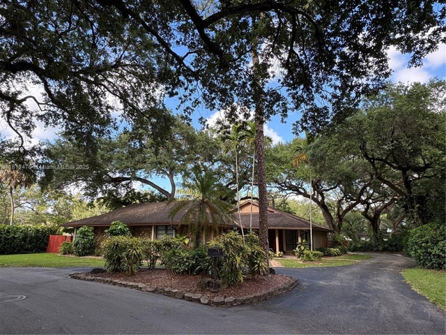 1 of 32 - 5790 Sw 37th Ter, Dania Beach, FL